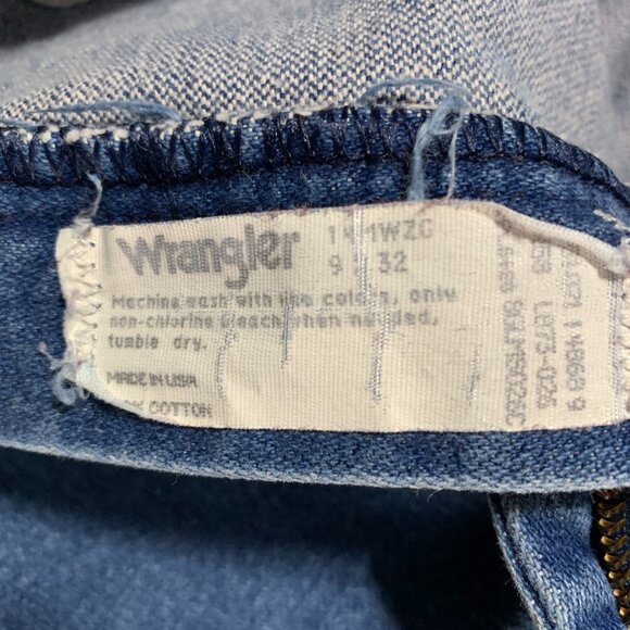 Vintage Wrangler 14MWZC Cowboy Cut High Rise Faded Wash Denim Straight Leg Jeans - Picture 6 of 13
